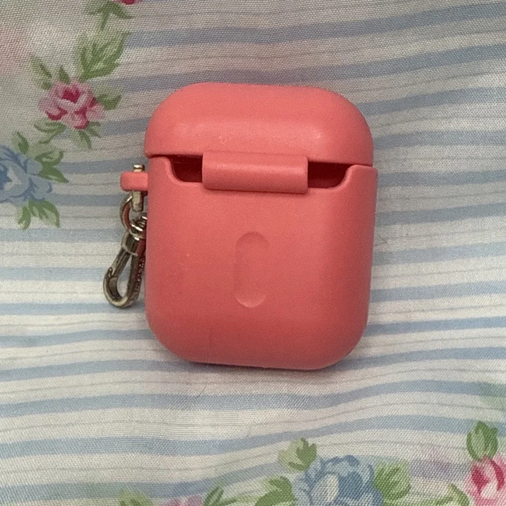 Kate Spade New York Pink Silicone AirPods Case Cover with‎ Keychain Clip